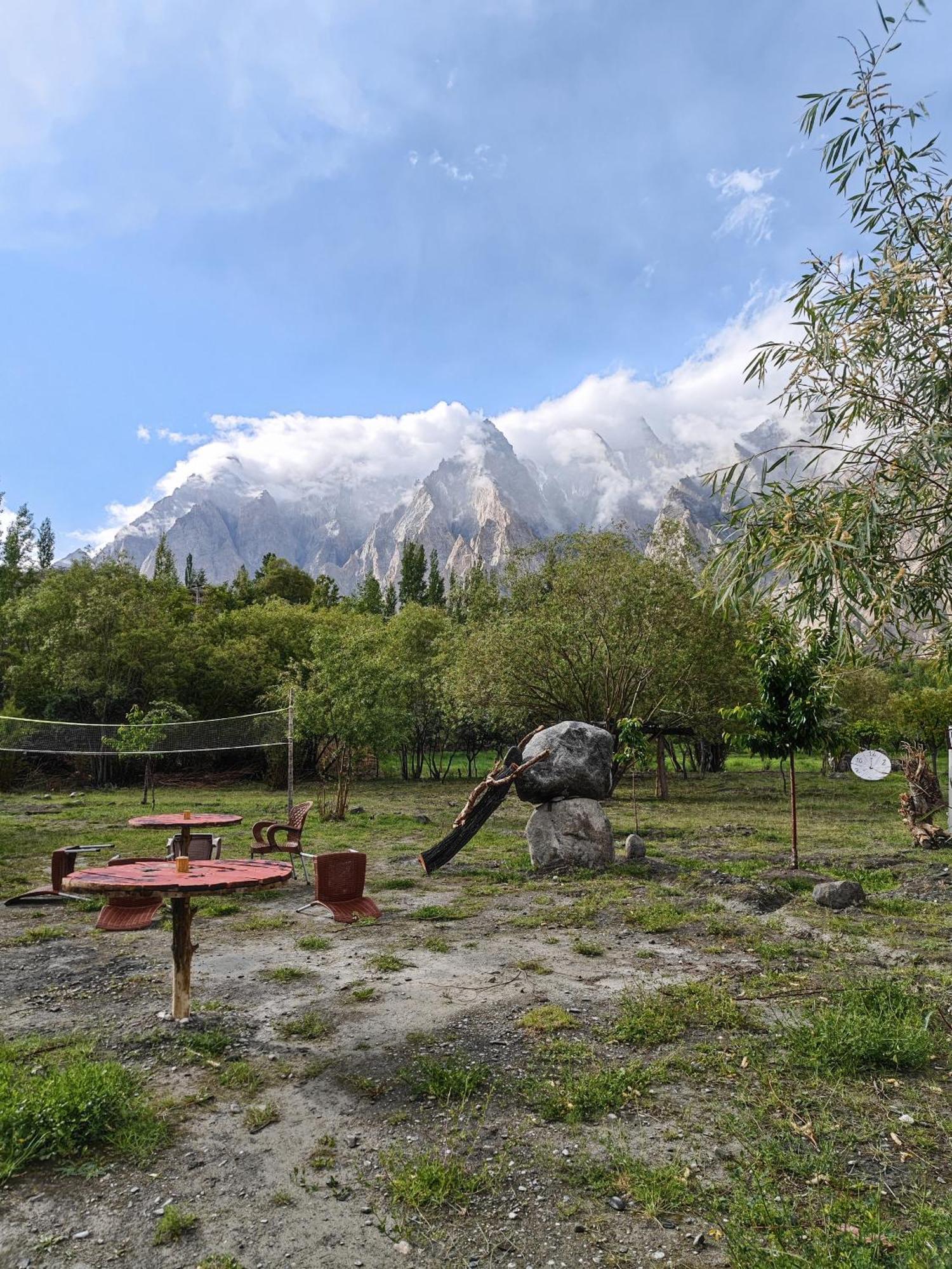 Passu Cones Hotel Pasu Kültér fotó